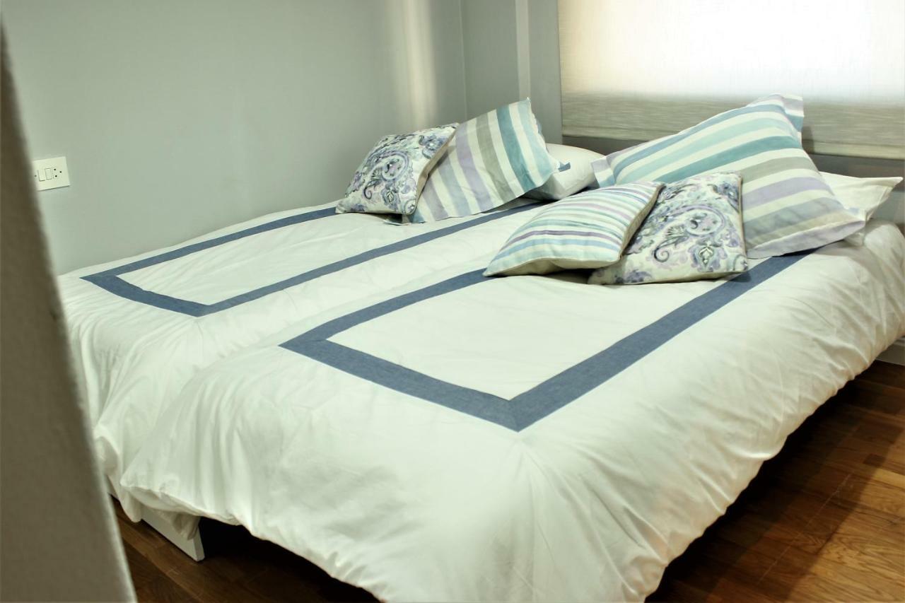 Apartamento Lula Apartment ซานติอาโก เด กอมโปสเตลา ภายนอก รูปภาพ