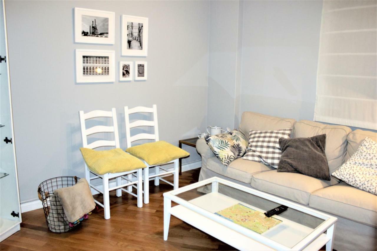 Apartamento Lula Apartment ซานติอาโก เด กอมโปสเตลา ภายนอก รูปภาพ