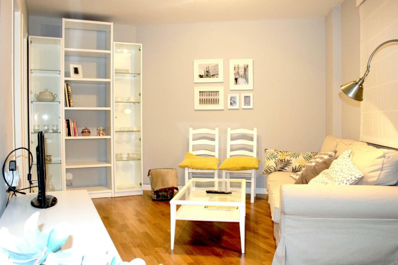 Apartamento Lula Apartment ซานติอาโก เด กอมโปสเตลา ภายนอก รูปภาพ