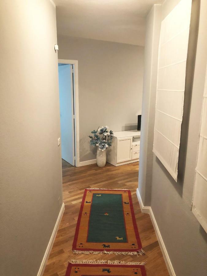 Apartamento Lula Apartment ซานติอาโก เด กอมโปสเตลา ภายนอก รูปภาพ