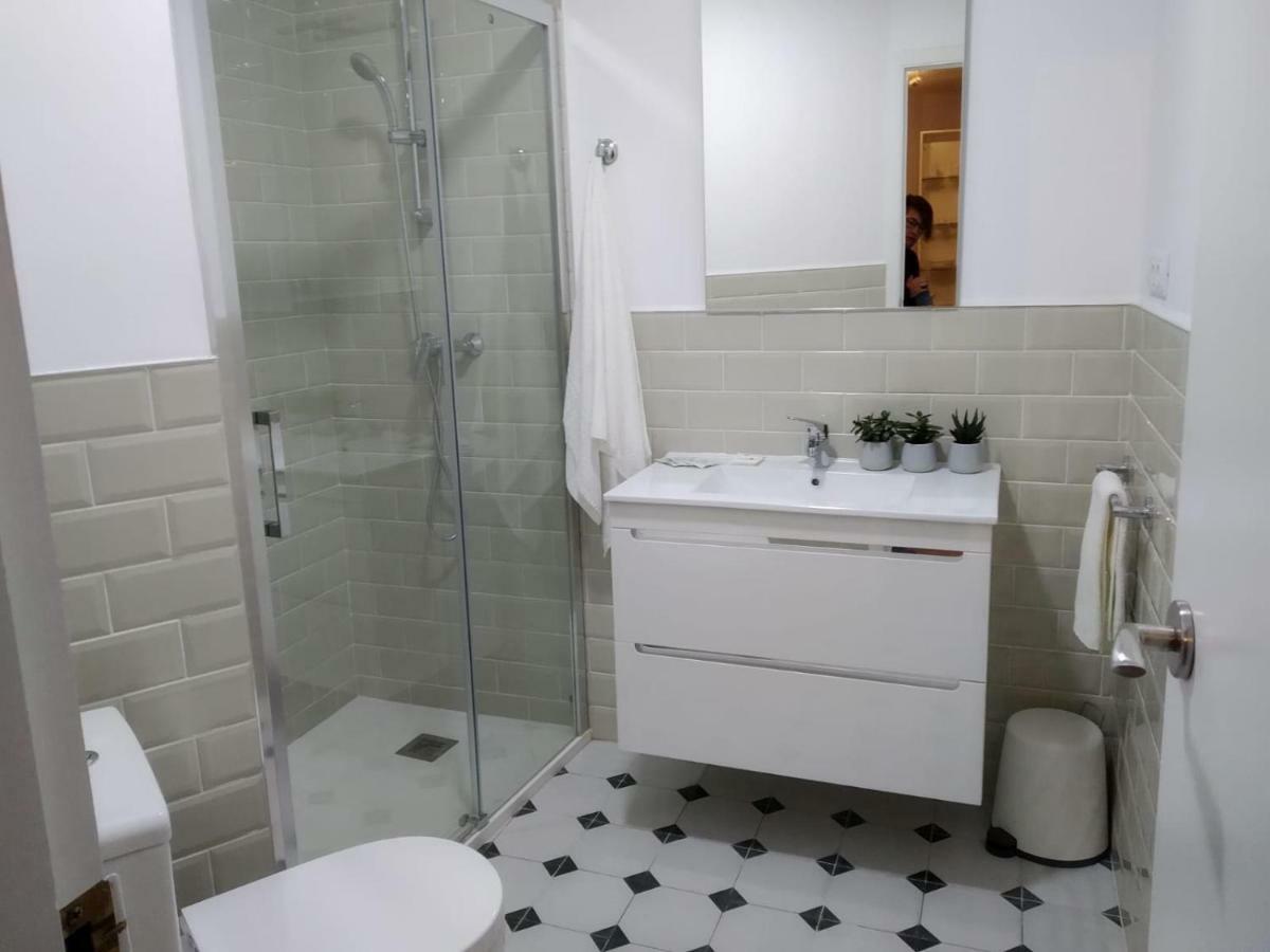 Apartamento Lula Apartment ซานติอาโก เด กอมโปสเตลา ภายนอก รูปภาพ